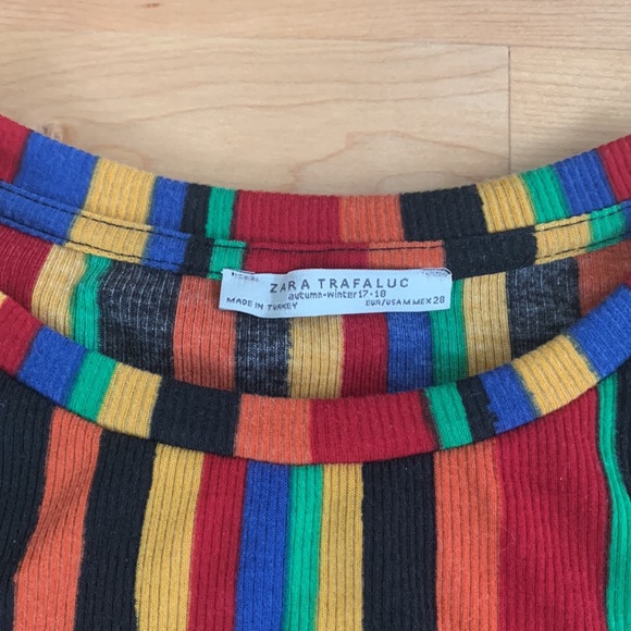 Zara cropped T-shirt - Picture 2 of 2